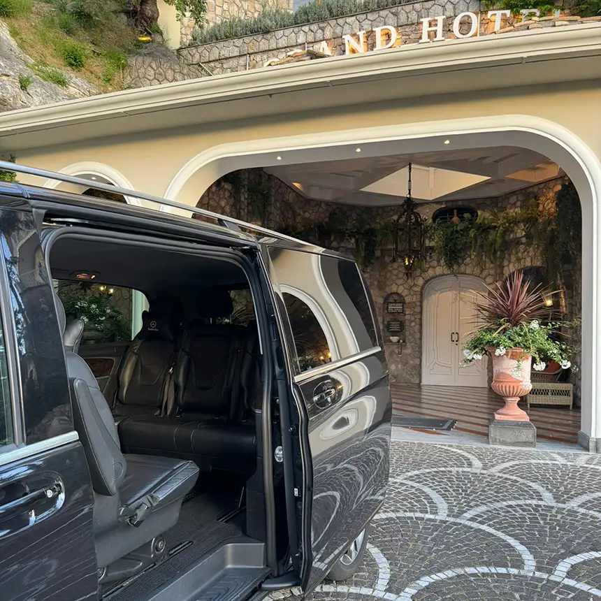 Service NCC hotel in Italy - The New International Limo - The new concept of luxury travel