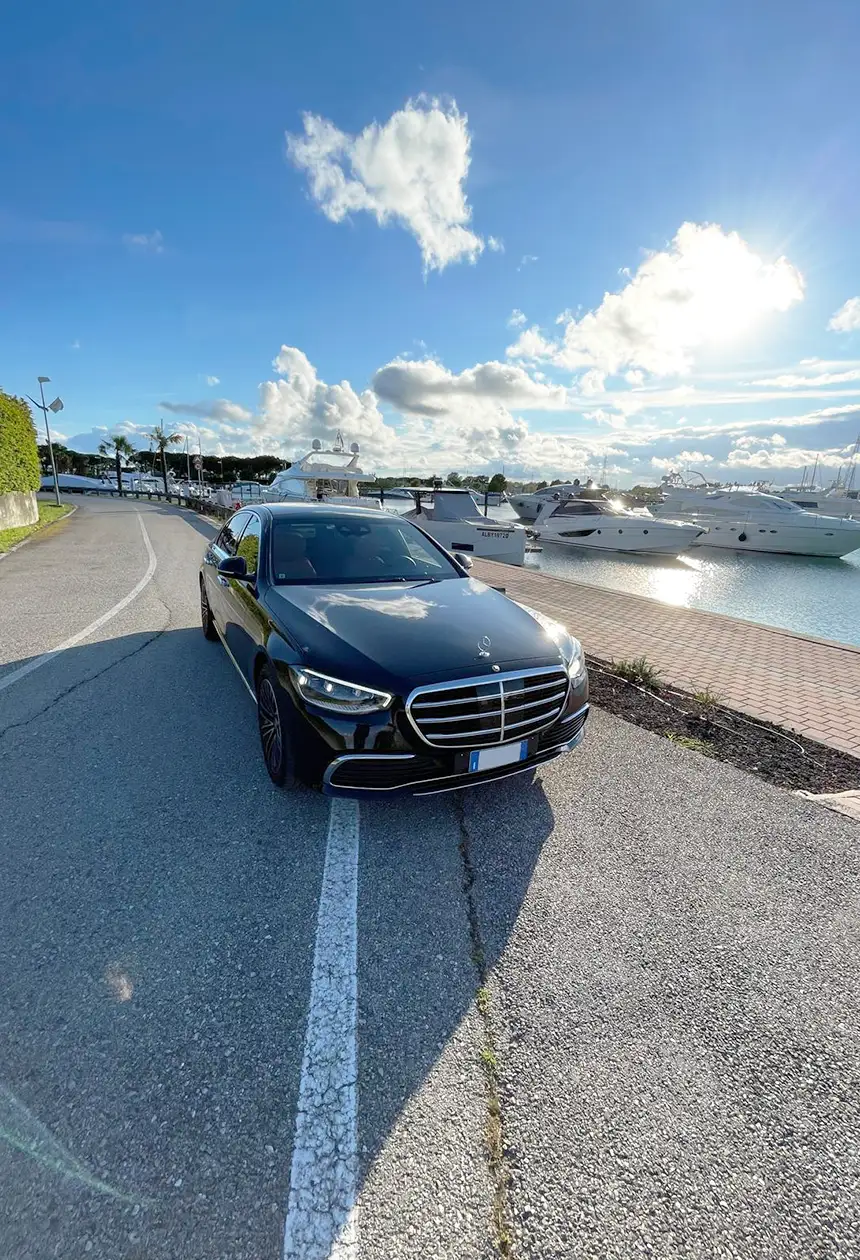 Service NCC transfer ports in Italy - The New International Limo - The new concept of luxury travel